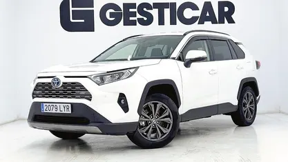 Usado Toyota RAV4 Hybrid Advance 222 CV (163 kW) 2022 Blanco SUV