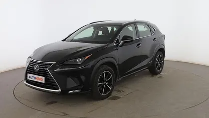 Negro Usado 2019 Lexus NX300h Business Edition SUV | 28.999 €
