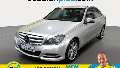 Usado Mercedes C200 136 CV (100 kW) 2011 Gris plata Berlina