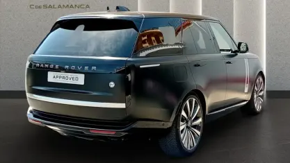 Usado Land Rover Range Rover 614 CV (451 kW) 2025 Negro SUV