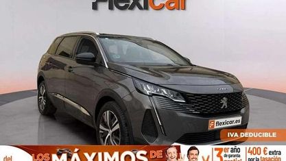 Usado Peugeot 5008 Allure 131 CV (96 kW) 2023 Gris SUV