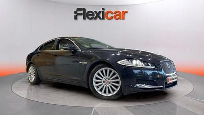 Używany Jaguar XF R-Sport 200 KM (147 kW) 2015 Czarny Sedan/Limuzyna