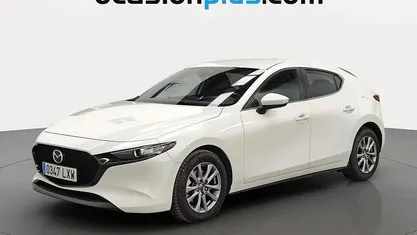 Käytetty Mazda 3 122 HP (89 kW) 2022 Valkoinen Viistoperä