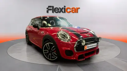 Usado Mini John Cooper Works 231 CV (169 kW) 2016 Rojo Utilitario