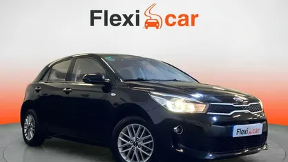 Usado Kia Rio 77 CV (56 kW) 2017 Berlina