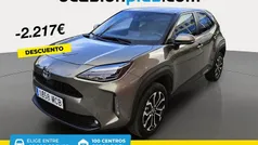 Marrón Usado 2022 Toyota Yaris Hybrid Active Recogida | 24.390 € (Precio justo)