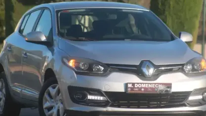 Usado Renault Mégane LIMITED 115 CV (84 kW) 2015 Gris