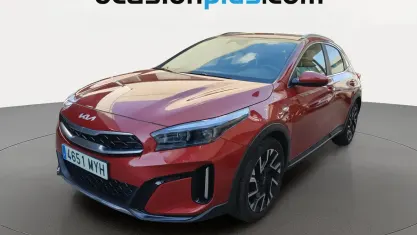 Usado Kia XCeed 101 CV (74 kW) 2025 Rojo SUV