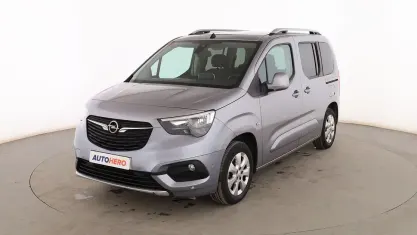 Usado Opel Combo Life Innovation 131 CV (96 kW) 2019 Gris Monovolumen