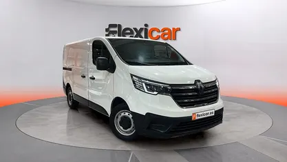 Usado Renault Trafic 131 CV (96 kW) 2025 Monovolumen