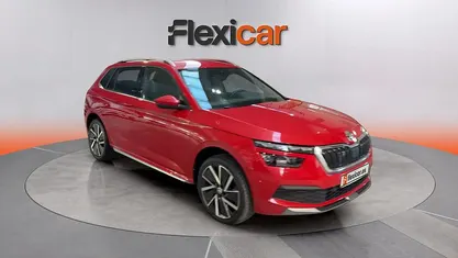 Usado Skoda Kamiq Style 116 CV (85 kW) 2020 Rojo SUV