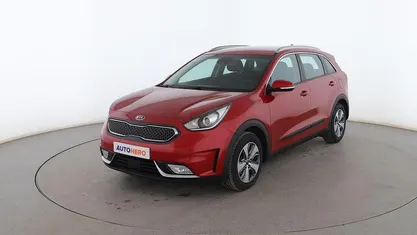 Usado Kia Niro 141 CV (103 kW) 2019 Rojo SUV
