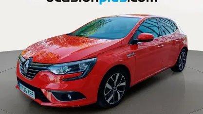Usado Renault Mégane IV Zen 110 CV (80 kW) 2017 Rojo Utilitario