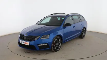 Usado Skoda Octavia RS 185 CV (136 kW) 2018 Azul Familiar
