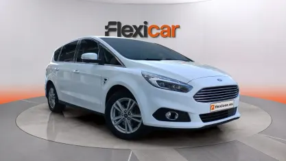 Begagnad Ford S-MAX Titanium 160 HK (117 kW) 2017 Vit Minibuss