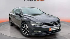 Usado 2021 VW Passat Executive Berlina | 20.290 € (Precio justo)