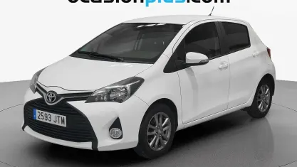 Usado Toyota Yaris City 69 CV (50 kW) 2016 Blanco Utilitario