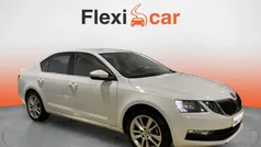 Usado 2019 Skoda Octavia Active Berlina | 12.490 € (Precio justo)