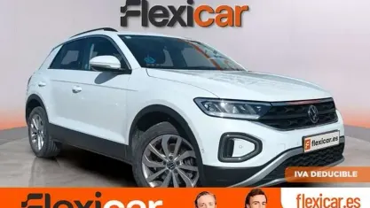 Usado VW T-Roc Life 150 CV (110 kW) 2023 Blanco SUV
