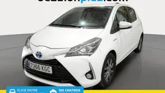 Usado 2017 Toyota Yaris Hybrid Active Utilitario | 11.750 € (Precio justo)