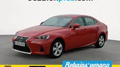 Rojo Usado 2017 Lexus IS300h Business Edition Berlina | 21.690 € (Precio justo)