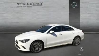 Usado Mercedes CLA180 Progressive 136 CV (100 kW) 2022 Blanco polar Berlina