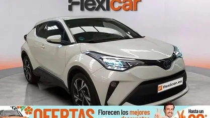 Usado Toyota C-HR Advance 184 CV (135 kW) 2022 Blanco SUV