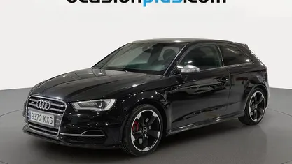 Usado Audi S3 Sportback 300 CV (220 kW) 2015 Negro Utilitario
