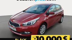 Rojo Usado 2013 Kia Ceed GT Utilitario | 6500 € (Precio justo)