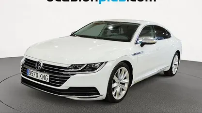 Usado VW Arteon Elegance 150 CV (110 kW) 2018 Blanco Berlina