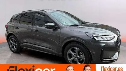 Usado Ford Kuga ST-Line 150 CV (110 kW) 2025 SUV
