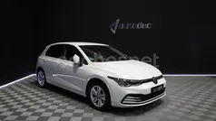 Blanco Usado 2021 VW Golf VIII Life Berlina | 24.900 € (Precio justo)