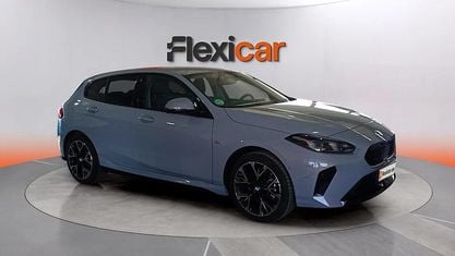 Usado BMW 116 122 CV (89 kW) 2025 Gris Utilitario