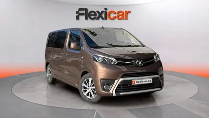 Usado Toyota Proace Verso Luxury 177 CV (130 kW) 2020 Marrón Familiar