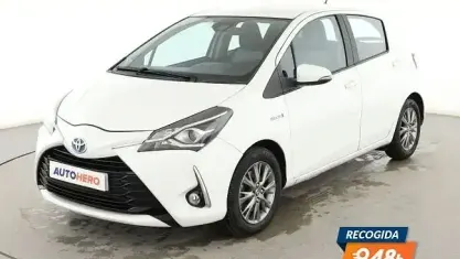 Usado Toyota Yaris Hybrid Active 101 HP (74 kW) 2018 Branco Sedan