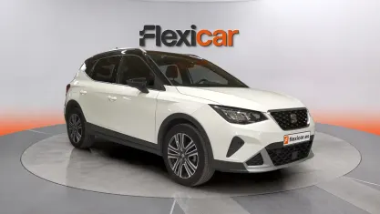 Usado Seat Arona Xperience 116 CV (85 kW) 2024 Blanco SUV