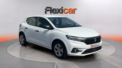 Usado Dacia Sandero Comfort 91 CV (66 kW) 2022 Blanco Berlina