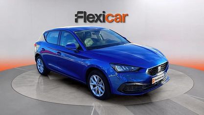 Usado Seat Leon Style 116 CV (85 kW) 2024 Azul Familiar