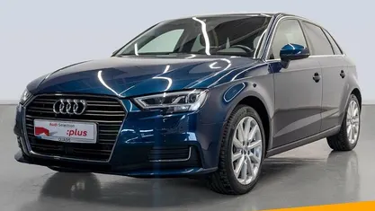 Usado Audi A3 Design 150 CV (110 kW) 2018 Azul Berlina