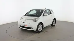 Blanco Usado 2013 Toyota iQ Multidrive S Utilitario | 9899 €