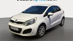 Usado 2013 Kia Rio Berlina | 8300 € (Precio justo)