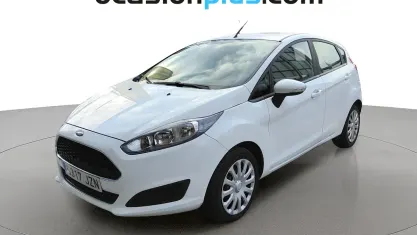 Usado Ford Fiesta Trend 75 CV (55 kW) 2017 Blanco Utilitario
