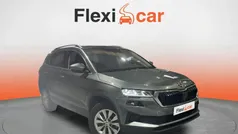 Negro Usado 2023 Skoda Karoq Ambition SUV | 19.490 € (Super precio)