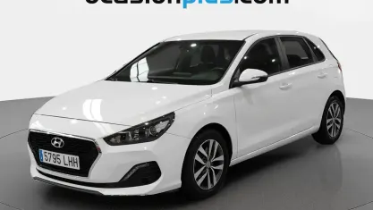 Usado Hyundai i30 116 CV (85 kW) 2020 Blanco Utilitario