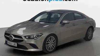 Usado Mercedes CLA200 150 CV (110 kW) 2019 Gris plata Coupe