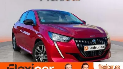 Usado Peugeot 208 Active 102 CV (75 kW) 2022 Rojo Utilitario