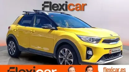 Usado Kia Stonic 120 CV (88 kW) 2018 Amarillo SUV