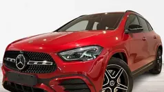 Rojo Nuevo 2025 Mercedes GLA220 SUV | 47.900 € (Precio justo)
