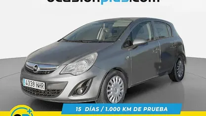 Usado Opel Corsa Essentia 85 CV (62 kW) 2011 Gris Utilitario