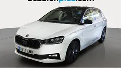 Blanco Usado 2022 Skoda Fabia Style Utilitario | 17.082 € (Precio justo)
